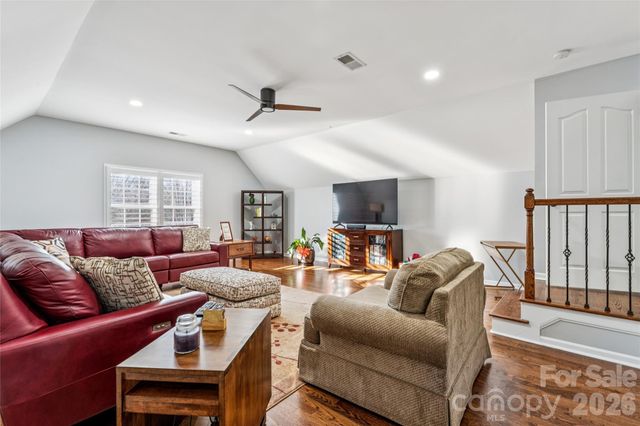 10205 Treetop Lane, Cornelius, NC 28031