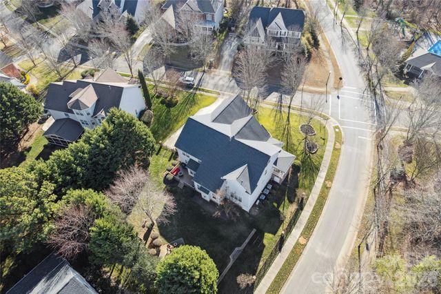 10205 Treetop Lane, Cornelius, NC 28031