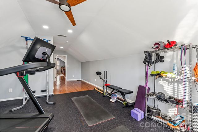 10205 Treetop Lane, Cornelius, NC 28031