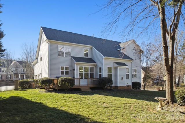 10205 Treetop Lane, Cornelius, NC 28031