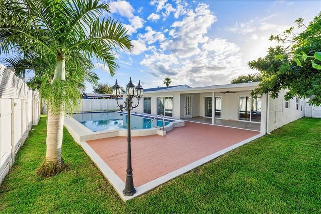 20011 NW 12th Ct, Miami Gardens, FL 33169