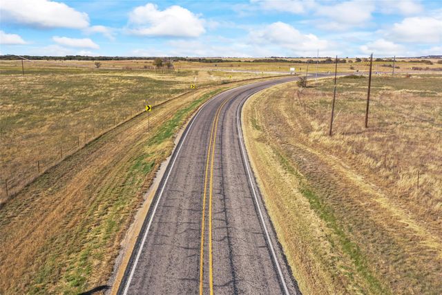 1315 Fm 677 S, St Jo, TX 76265