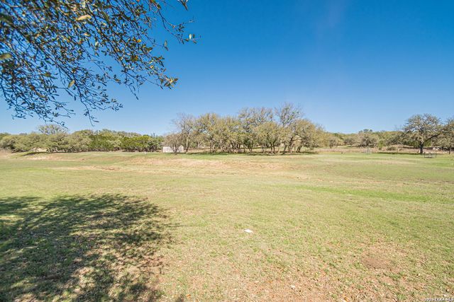 8403 Monument Oak, Boerne, TX 78015