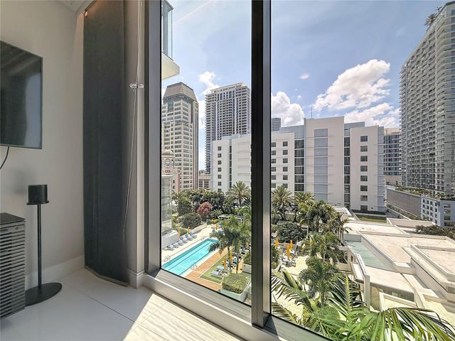 100 1ST AVENUE N 1106, St Petersburg, FL 33701