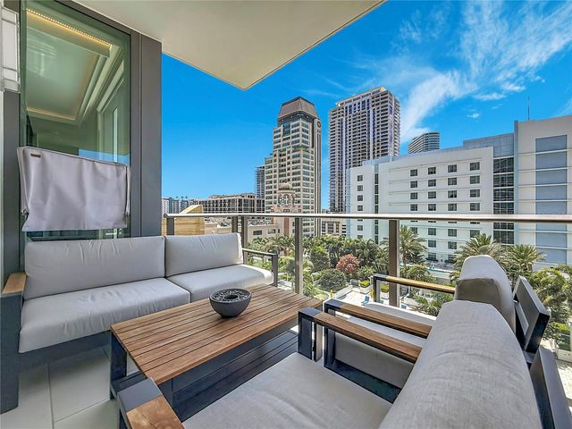 100 1ST AVENUE N 1106, St Petersburg, FL 33701