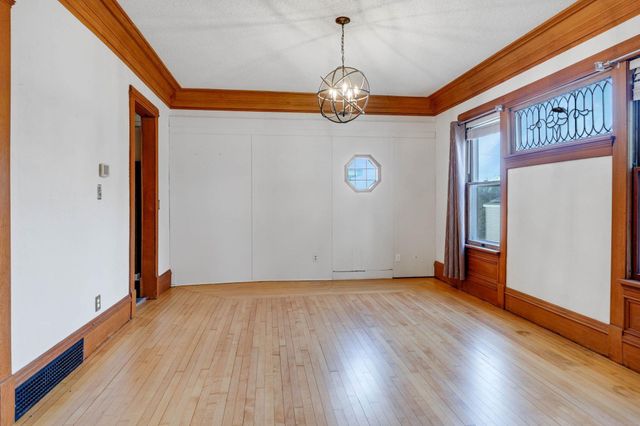 802 Park Street, Reinbeck, IA 50669