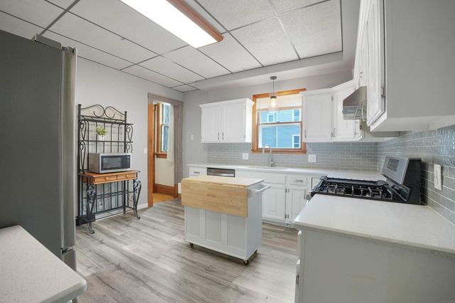 802 Park Street, Reinbeck, IA 50669