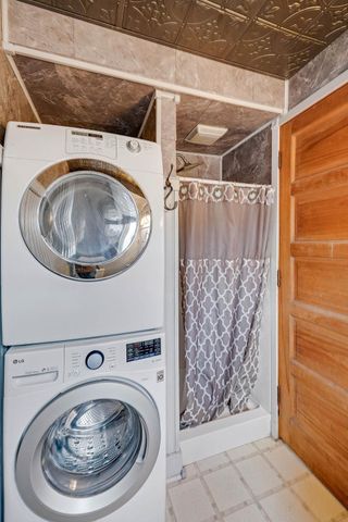 802 Park Street, Reinbeck, IA 50669