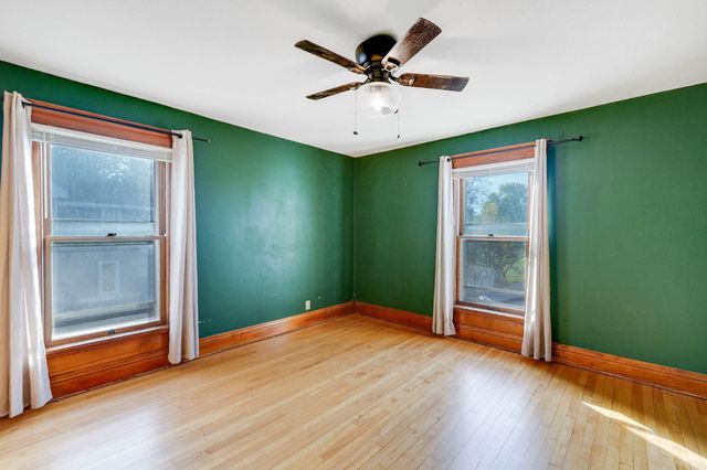 802 Park Street, Reinbeck, IA 50669