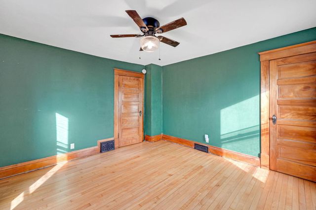 802 Park Street, Reinbeck, IA 50669