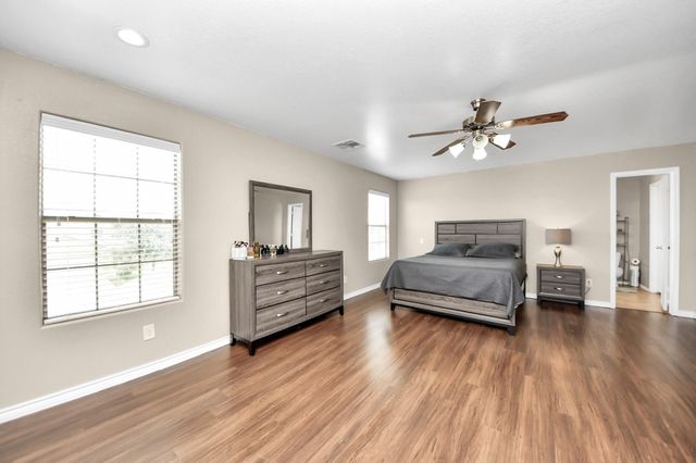 16542 Peyton Ridge Circle, Houston, TX 77049