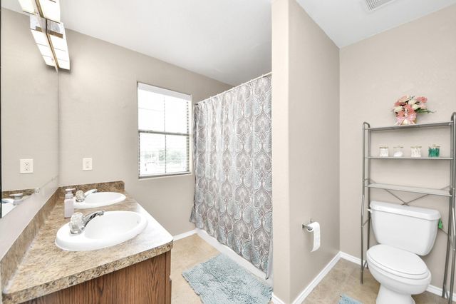 16542 Peyton Ridge Circle, Houston, TX 77049