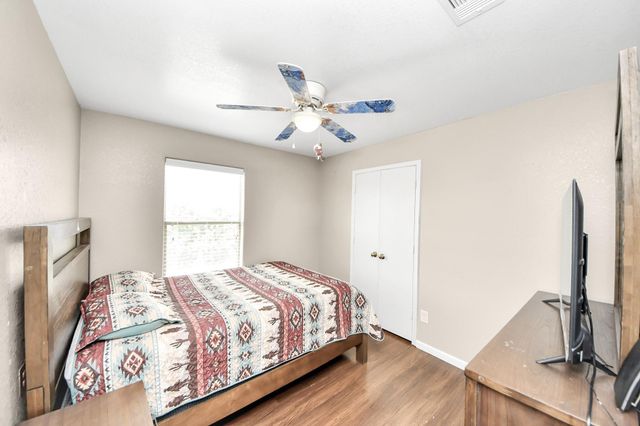 16542 Peyton Ridge Circle, Houston, TX 77049