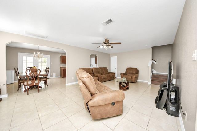 16542 Peyton Ridge Circle, Houston, TX 77049