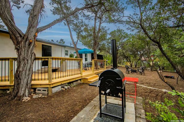 582 Blue Bill Cove Dr., Lakehills, TX 78063