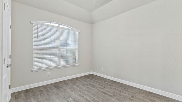 10432 SUNSET SHORE Drive, Grand Prairie, TX 76065