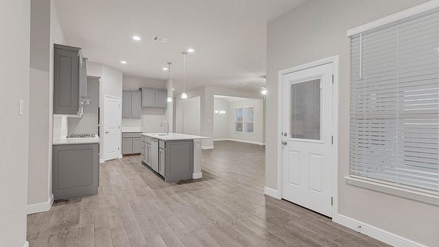 10432 SUNSET SHORE Drive, Grand Prairie, TX 76065