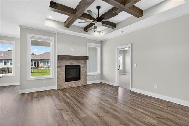 20858 W 190th Place, Spring Hill, KS 66083
