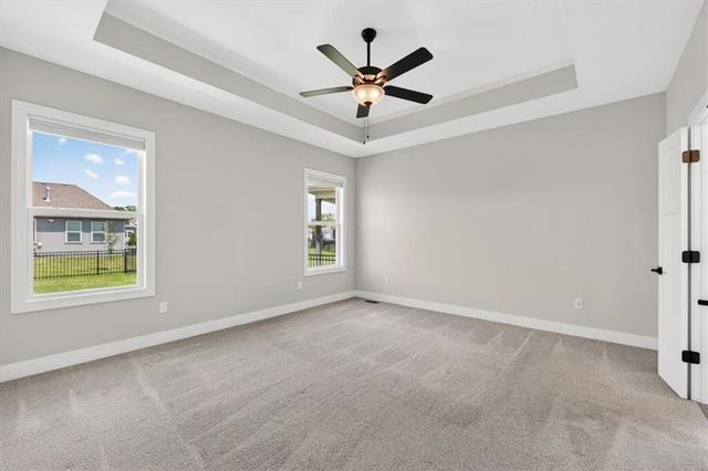 20858 W 190th Place, Spring Hill, KS 66083