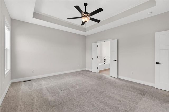 20858 W 190th Place, Spring Hill, KS 66083