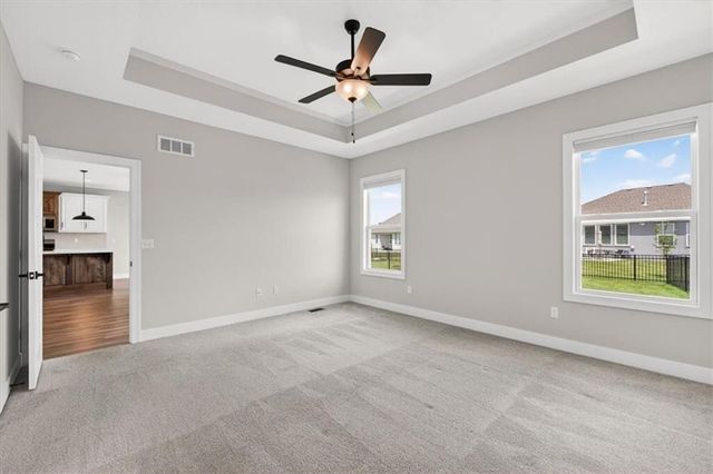 20858 W 190th Place, Spring Hill, KS 66083