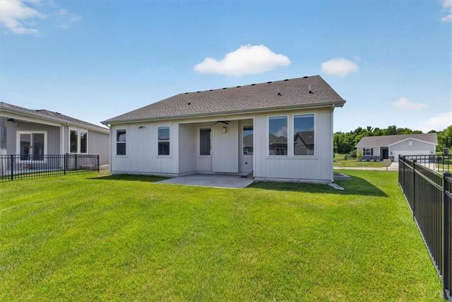 20858 W 190th Place, Spring Hill, KS 66083
