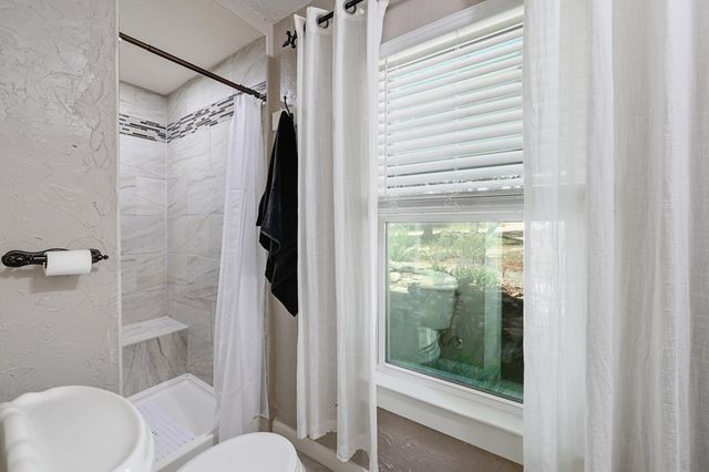 120 Buena Vista, Blanco, TX 78070