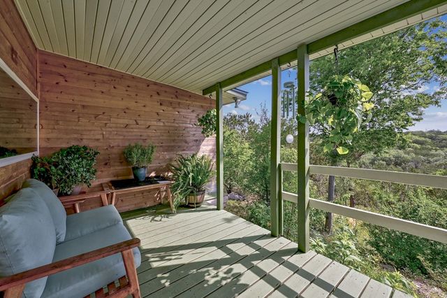 120 Buena Vista, Blanco, TX 78070