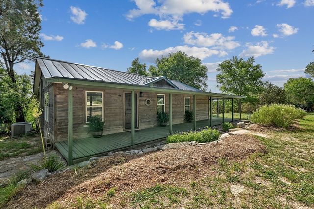 120 Buena Vista, Blanco, TX 78070