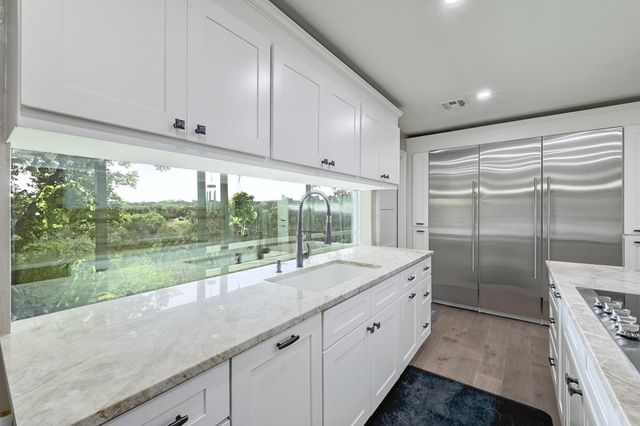 120 Buena Vista, Blanco, TX 78070