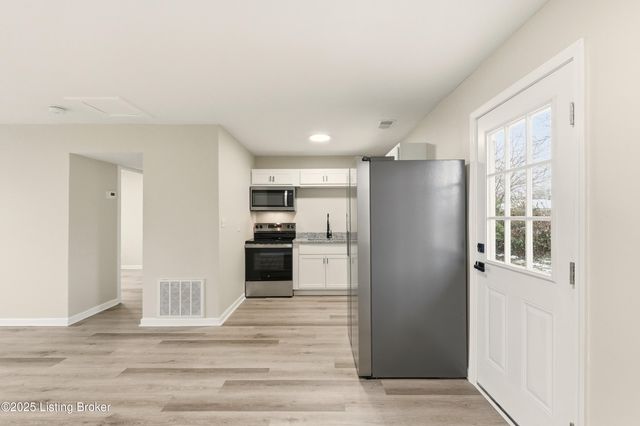 4503 Bonita Ct, Louisville, KY 40213