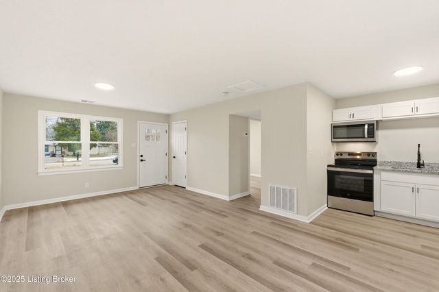 4503 Bonita Ct, Louisville, KY 40213