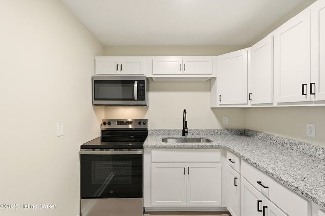 4503 Bonita Ct, Louisville, KY 40213