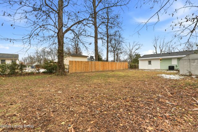 4503 Bonita Ct, Louisville, KY 40213