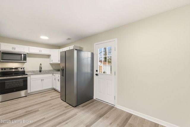 4503 Bonita Ct, Louisville, KY 40213