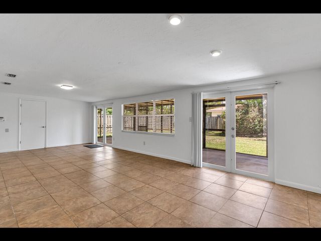 1315 Buchanan Street, Hollywood, FL 33019