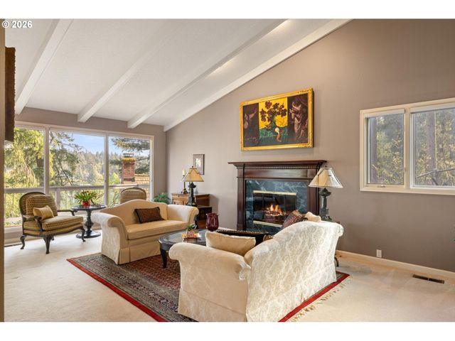 701 TERRACE Dr, Lake Oswego, OR 97034