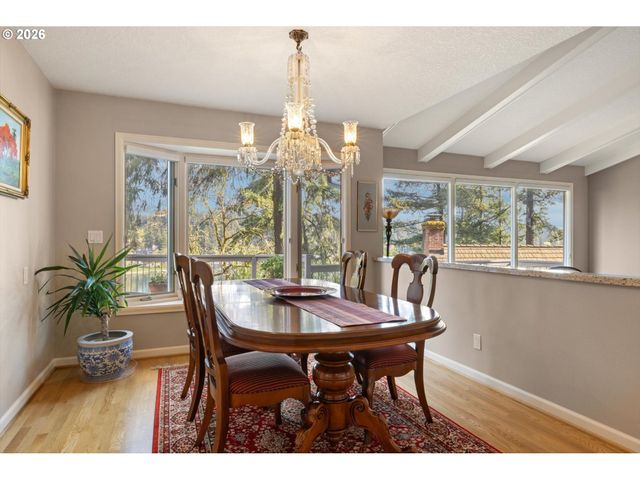 701 TERRACE Dr, Lake Oswego, OR 97034