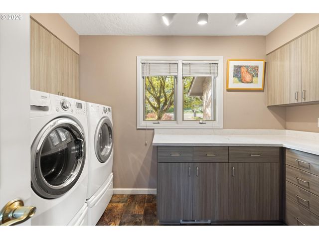 701 TERRACE Dr, Lake Oswego, OR 97034