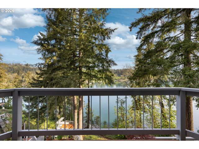 701 TERRACE Dr, Lake Oswego, OR 97034