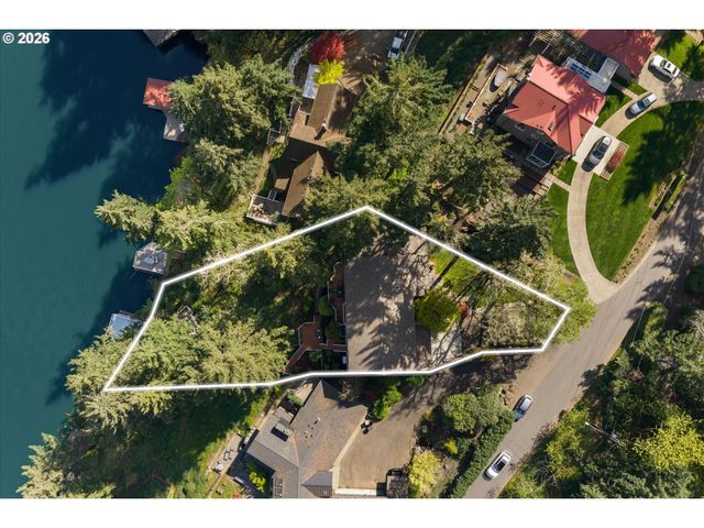 701 TERRACE Dr, Lake Oswego, OR 97034