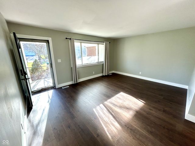 154 Pearl Street, Carmel, IN 46032