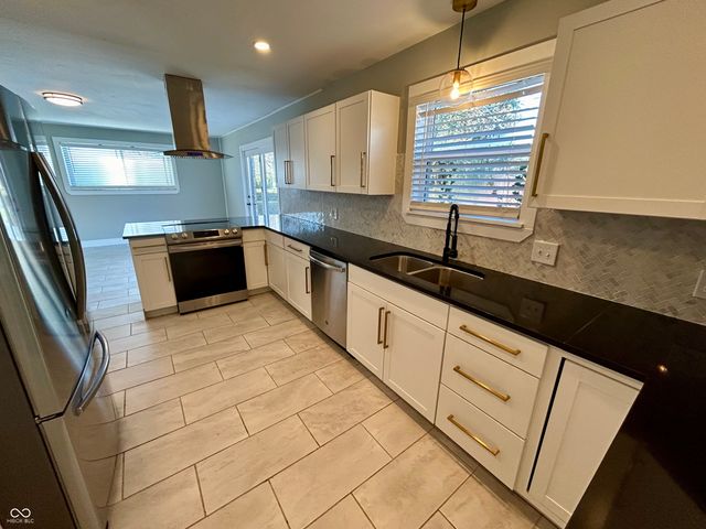 154 Pearl Street, Carmel, IN 46032