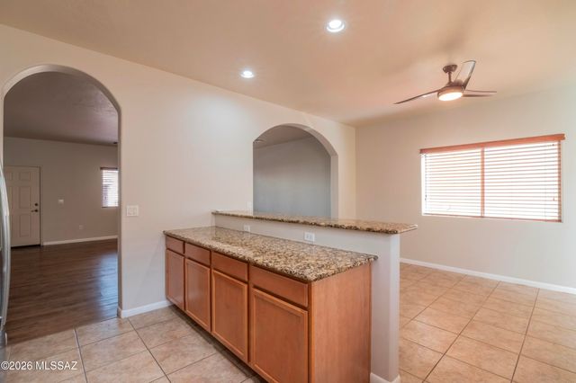 1155 W Calle Fuente De Carino, Sahuarita, AZ 85629