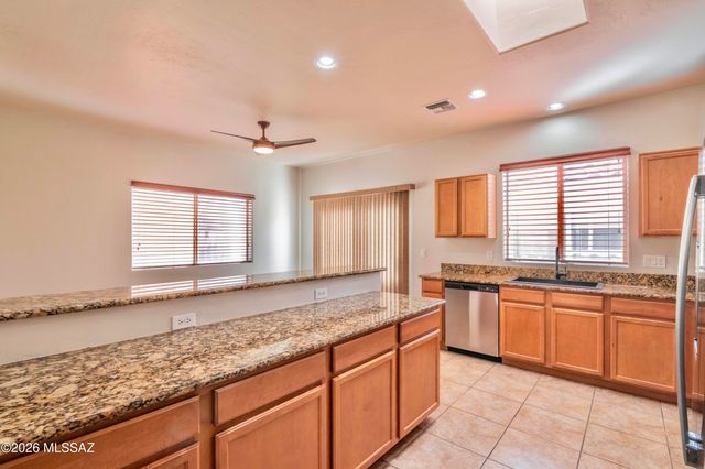 1155 W Calle Fuente De Carino, Sahuarita, AZ 85629