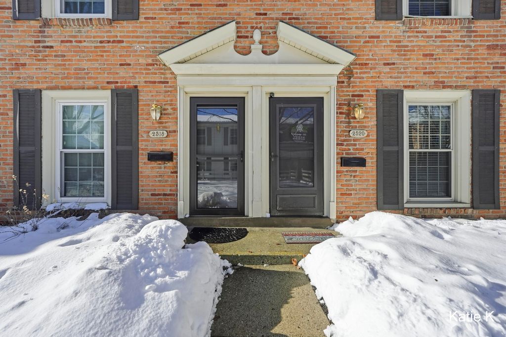 2520 Village Drive SE 108, Grand Rapids, MI 49506