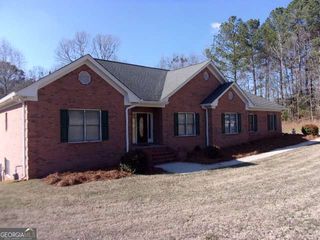 604 Clearwater Court, Mcdonough, GA 30252