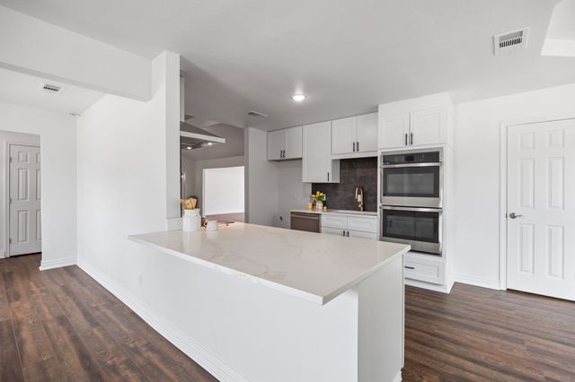 3300 Bandolino Lane, Plano, TX 75023