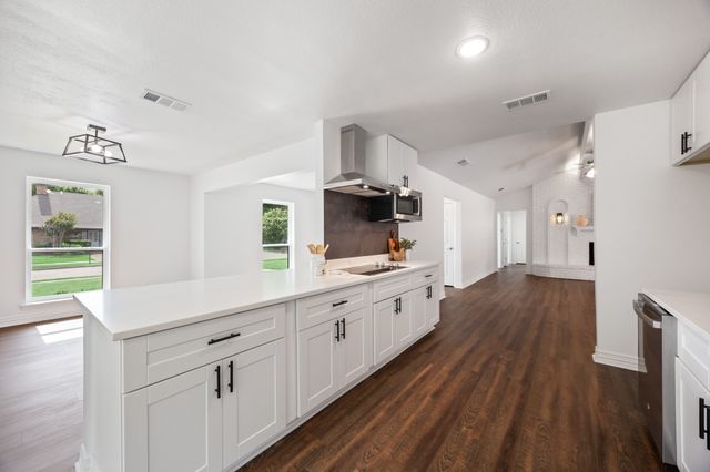 3300 Bandolino Lane, Plano, TX 75023