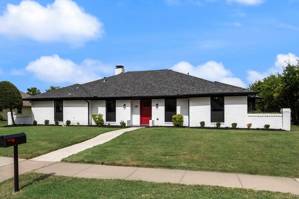 3300 Bandolino Lane, Plano, TX 75023